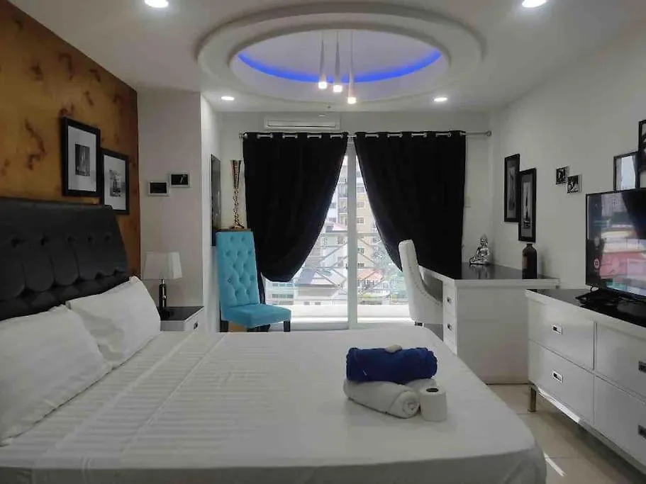Kandi Palace, 2-Bedroom Serviced Apartment 安吉利斯
