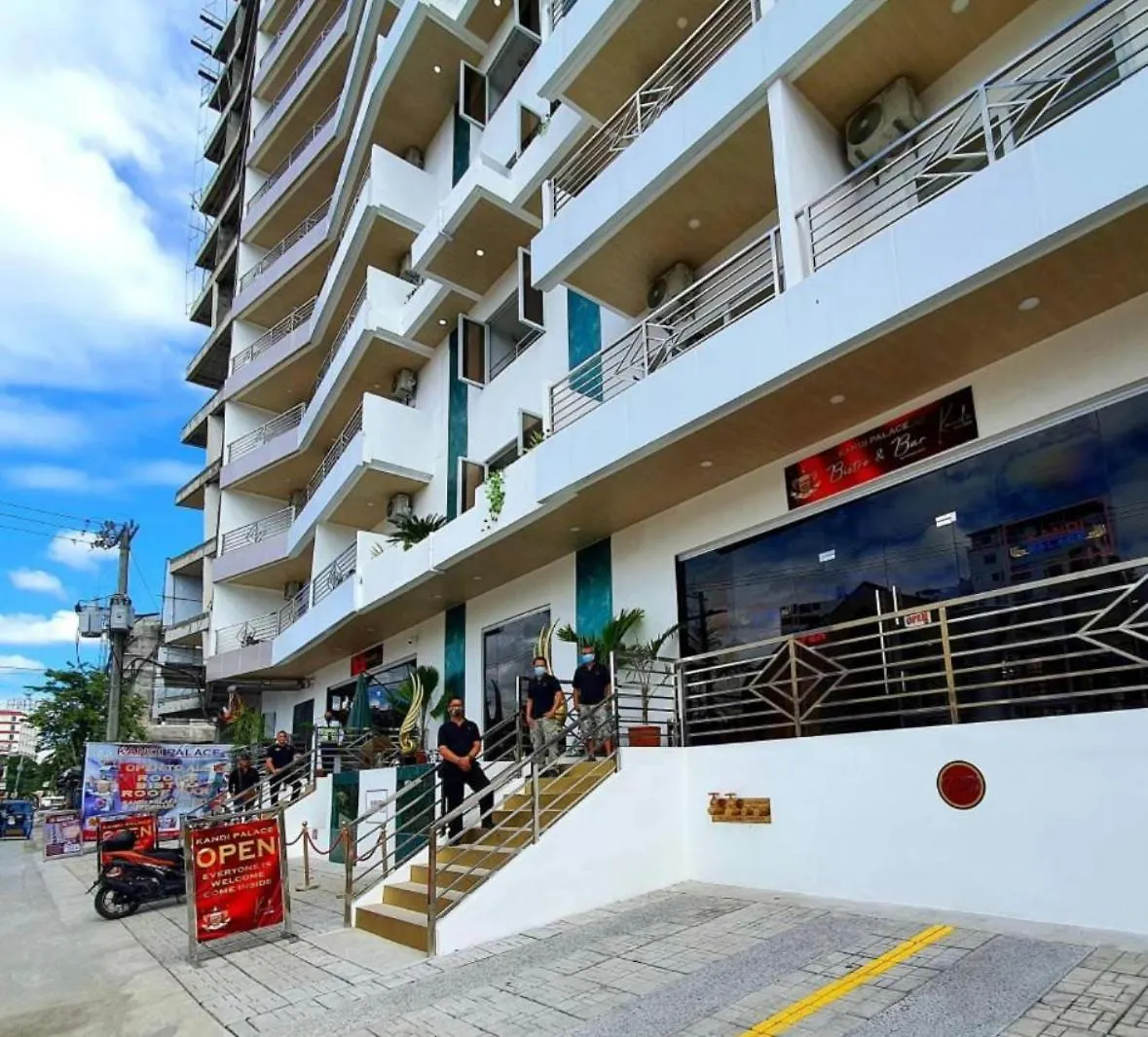 Kandi Palace, 2-Bedroom Serviced Apartment 安吉利斯