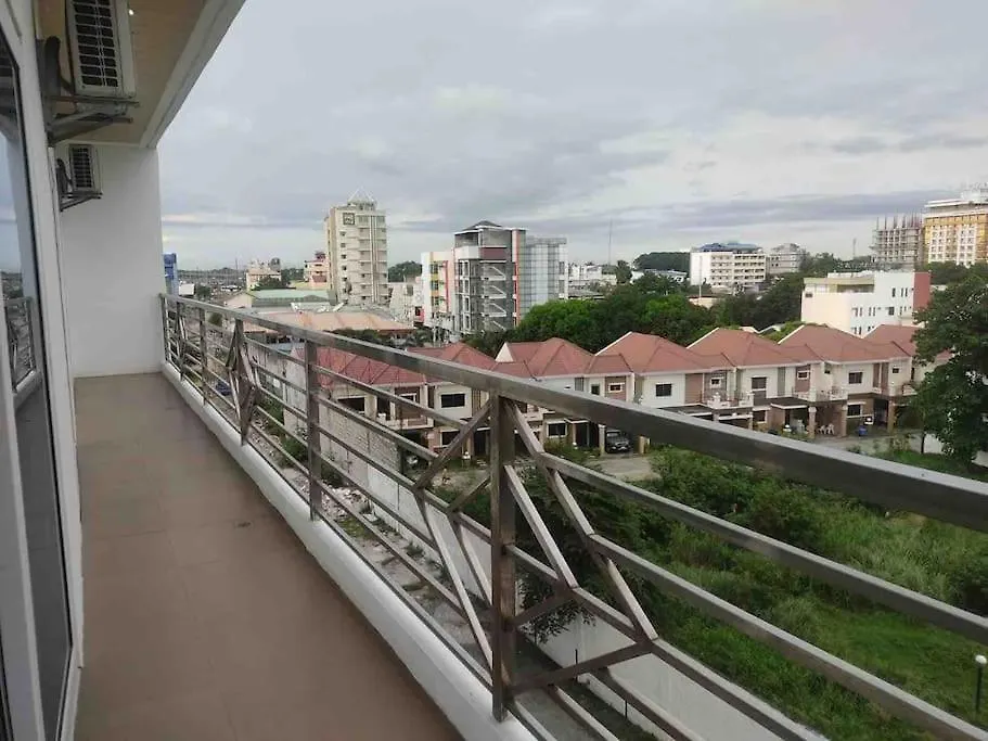 Kandi Palace, 2-Bedroom Serviced Apartment 安吉利斯 菲律宾